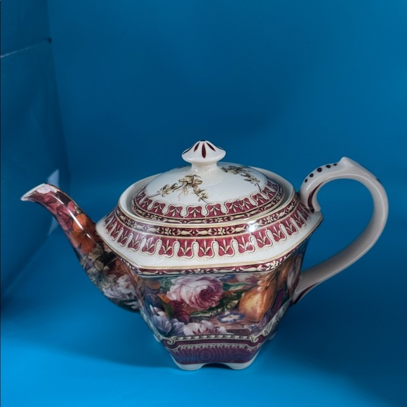 Elegant Vintage Floral Teapot with Burgundy and Cream Accents - Picture 3 of 7